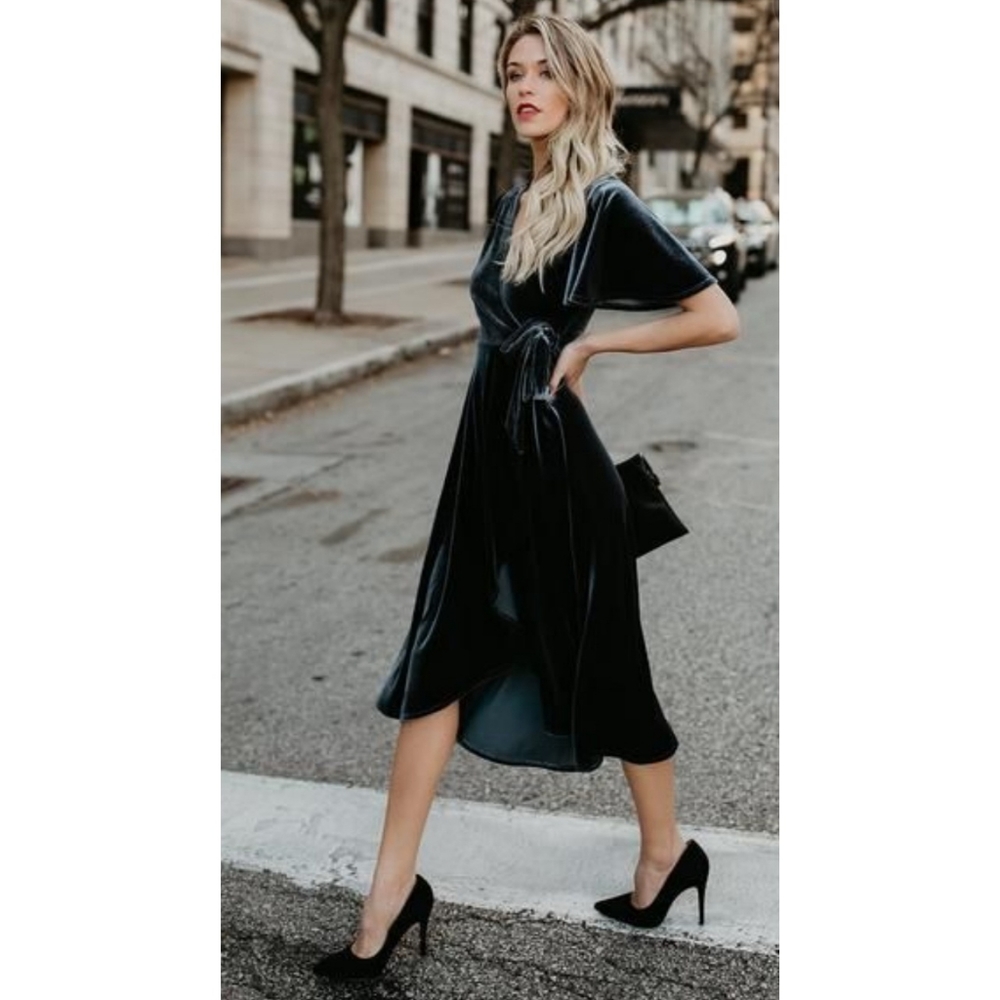 NWOT, black velvet wrap style dress. Size small.